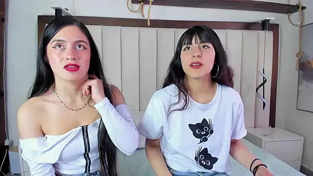 yinyang_luar on StripChat 