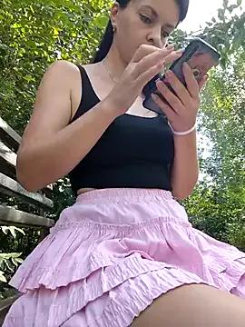 YOOUR_EVAA on StripChat 