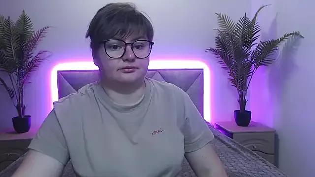 ZannaDreil on StripChat 