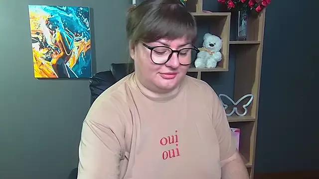 ZannaDreil on StripChat 