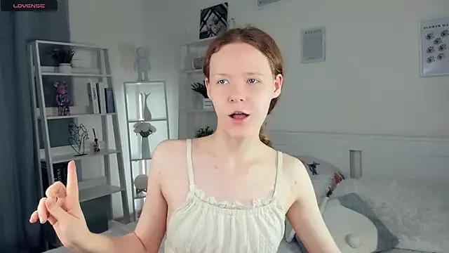ZaraBluitt on StripChat 