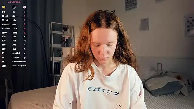 ZaraBluitt on StripChat 