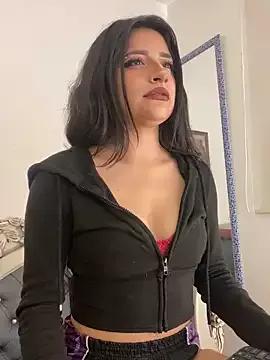 ZaraTrump on StripChat
