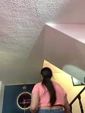 Zoee_pink on StripChat 