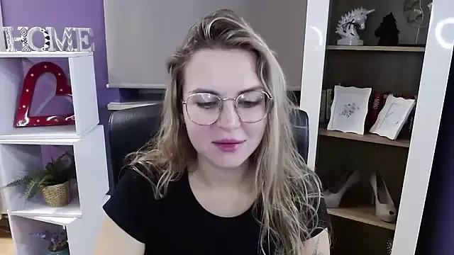 Zoey_Erotic